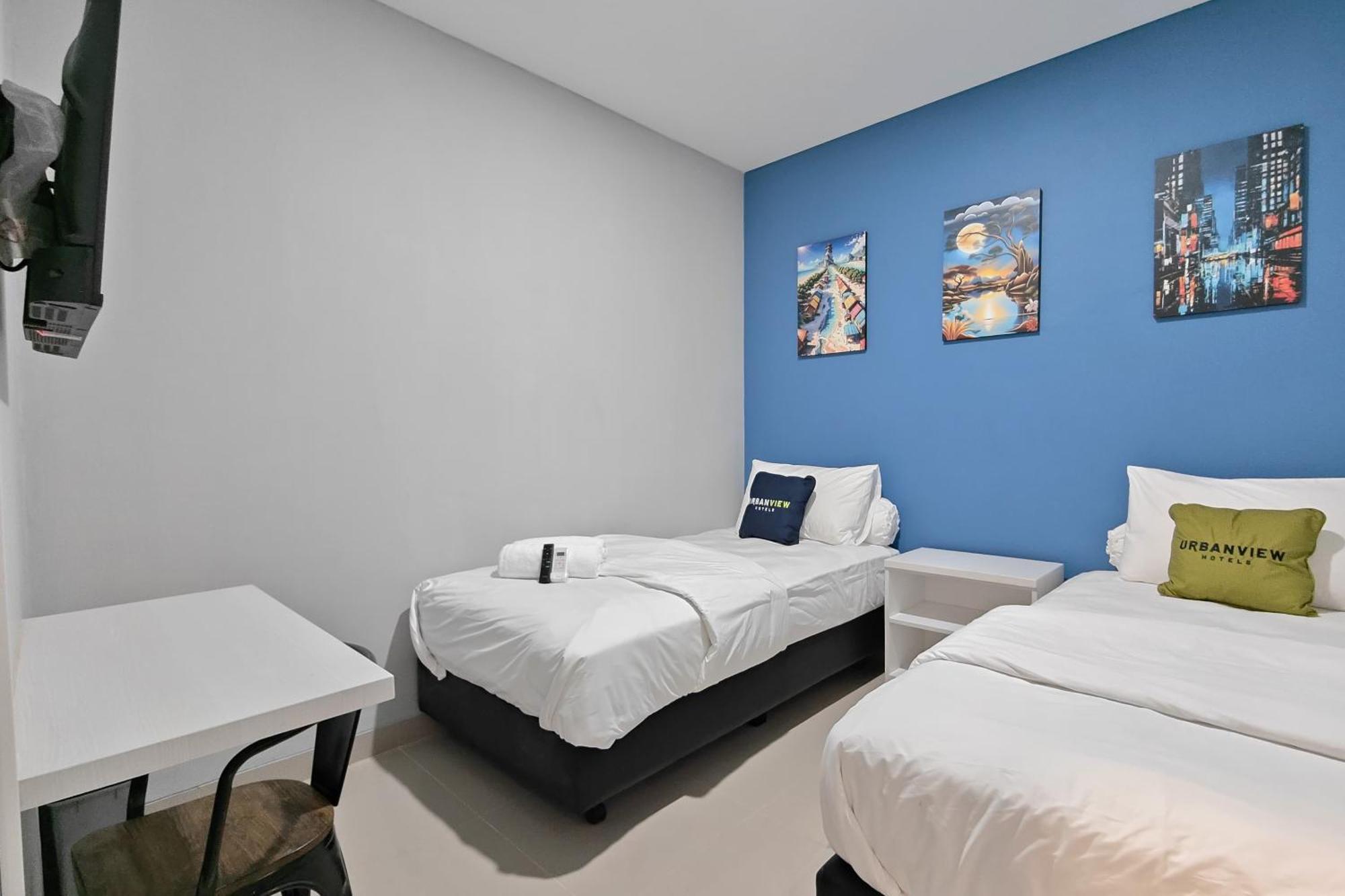 Urbanview Green Lake Sunter Residence Yakarta Exterior foto